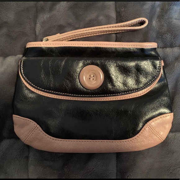 latico Handbags - Latico Black/Taupe Leather Wristlet